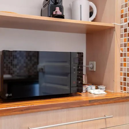 Le Marceau - Passy Tour Eiffel A Pied- 4 Personnes - Logement Entierement Climatise * Parigi