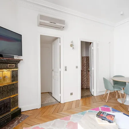 Apartment Le Marceau - Passy Tour Eiffel A Pied- 4 Personnes - Logement Entierement Climatise