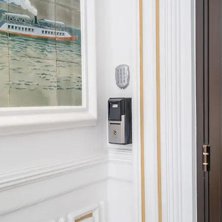 Apartment Le Marceau - Passy Tour Eiffel A Pied- 4 Personnes - Logement Entierement Climatise
