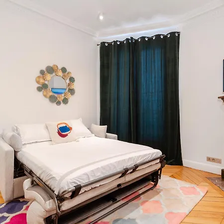 Le Marceau - Passy Tour Eiffel A Pied- 4 Personnes - Logement Entierement Climatise Apartment Paris